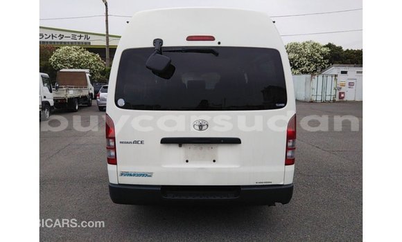 Buy Import Toyota Hiace White Car in Import - Dubai in Al Jazirah State Buy Import Toyota Hiace White Car in Import - Dubai in Al Jazirah State