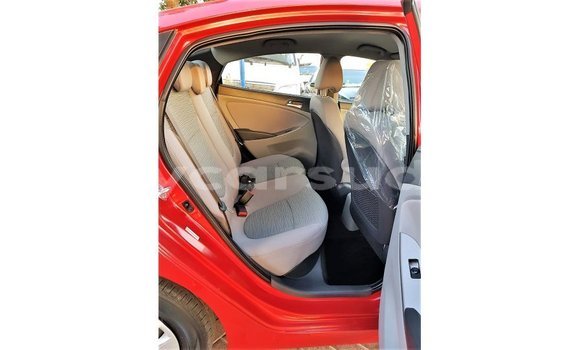 Acheter Import Voiture Hyundai Accent Rouge à Import - Dubai, État d'Al Jazirah Acheter Import Voiture Hyundai Accent Rouge à Import - Dubai, État d'Al Jazirah