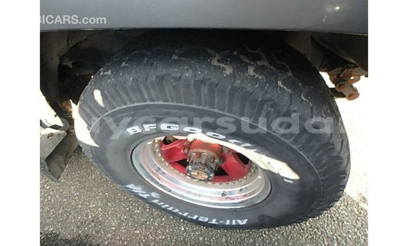 Acheter Import Voiture Toyota Land Cruiser Autre à Import - Dubai, État d'Al Jazirah Acheter Import Voiture Toyota Land Cruiser Autre à Import - Dubai, État d'Al Jazirah