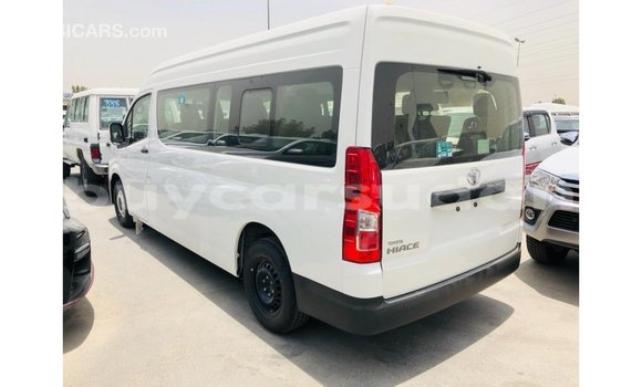 Buy Import Toyota Hiace White Car in Import - Dubai in Al Jazirah State Buy Import Toyota Hiace White Car in Import - Dubai in Al Jazirah State