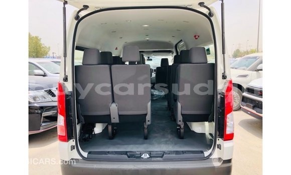 Buy Import Toyota Hiace White Car in Import - Dubai in Al Jazirah State Buy Import Toyota Hiace White Car in Import - Dubai in Al Jazirah State