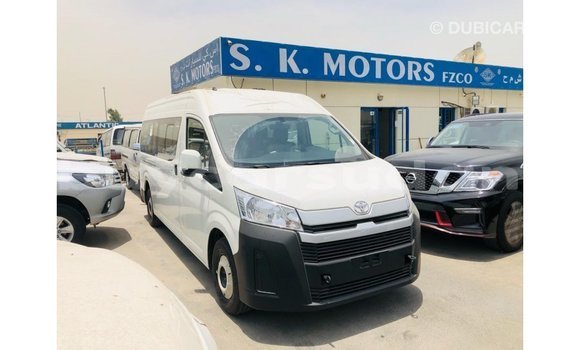 Buy Import Toyota Hiace White Car in Import - Dubai in Al Jazirah State Buy Import Toyota Hiace White Car in Import - Dubai in Al Jazirah State
