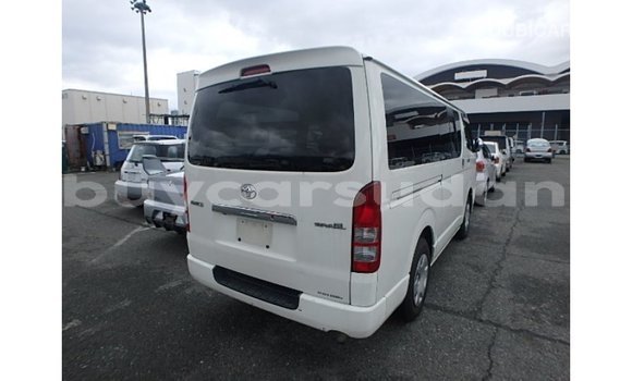 Buy Import Toyota Hiace White Car in Import - Dubai in Al Jazirah State Buy Import Toyota Hiace White Car in Import - Dubai in Al Jazirah State
