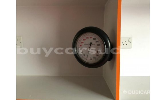 Buy Import Toyota Hiace White Car in Import - Dubai in Al Jazirah State Buy Import Toyota Hiace White Car in Import - Dubai in Al Jazirah State