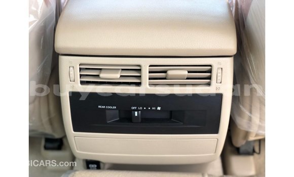 Buy Import Toyota Land Cruiser White Car in Import - Dubai in Al Jazirah State Buy Import Toyota Land Cruiser White Car in Import - Dubai in Al Jazirah State