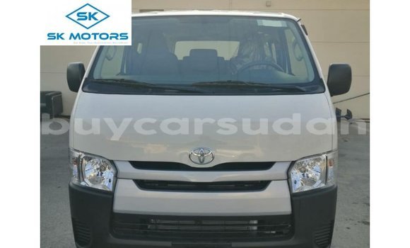 Buy Import Toyota DA White Truck in Import - Dubai in Al Jazirah State