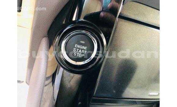 Buy Import Toyota Prado White Car in Import - Dubai in Al Jazirah State Buy Import Toyota Prado White Car in Import - Dubai in Al Jazirah State