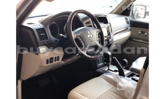 Buy Import Mitsubishi Pajero Other Car in Import - Dubai in Al Jazirah State Buy Import Mitsubishi Pajero Other Car in Import - Dubai in Al Jazirah State