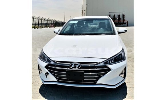 Acheter Import Voiture Hyundai Elantra Blanc à Import - Dubai, État d'Al Jazirah