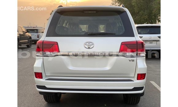 Acheter Import Utilitaire Toyota DA Blanc à Import - Dubai, État d'Al Jazirah Acheter Import Utilitaire Toyota DA Blanc à Import - Dubai, État d'Al Jazirah