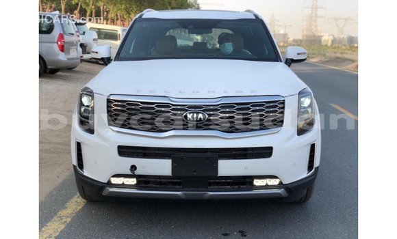 Acheter Import Voiture Kia Carens Blanc à Import - Dubai, État d'Al Jazirah Acheter Import Voiture Kia Carens Blanc à Import - Dubai, État d'Al Jazirah