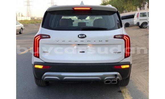 Acheter Import Voiture Kia Carens Blanc à Import - Dubai, État d'Al Jazirah Acheter Import Voiture Kia Carens Blanc à Import - Dubai, État d'Al Jazirah