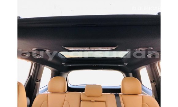 Acheter Import Voiture Kia Carens Blanc à Import - Dubai, État d'Al Jazirah Acheter Import Voiture Kia Carens Blanc à Import - Dubai, État d'Al Jazirah