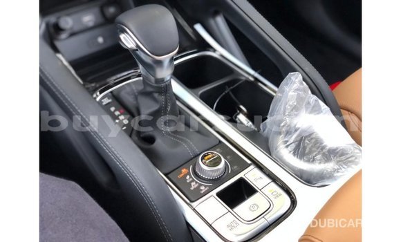 Acheter Import Voiture Kia Carens Blanc à Import - Dubai, État d'Al Jazirah Acheter Import Voiture Kia Carens Blanc à Import - Dubai, État d'Al Jazirah
