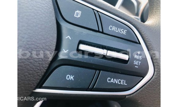 Buy Import Hyundai Santa Fe White Car in Import - Dubai in Al Jazirah State Buy Import Hyundai Santa Fe White Car in Import - Dubai in Al Jazirah State