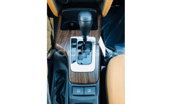 Acheter Import Voiture Toyota Fortuner Noir à Import - Dubai, État d'Al Jazirah Acheter Import Voiture Toyota Fortuner Noir à Import - Dubai, État d'Al Jazirah