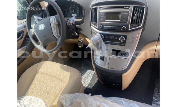 Buy Import Hyundai Accent Other Car in Import - Dubai in Al Jazirah State Buy Import Hyundai Accent Other Car in Import - Dubai in Al Jazirah State