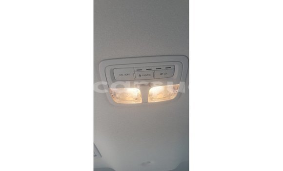Buy Import Mitsubishi L200 White Car in Import - Dubai in Al Jazirah State Buy Import Mitsubishi L200 White Car in Import - Dubai in Al Jazirah State