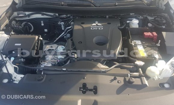 Buy Import Mitsubishi L200 White Car in Import - Dubai in Al Jazirah State Buy Import Mitsubishi L200 White Car in Import - Dubai in Al Jazirah State
