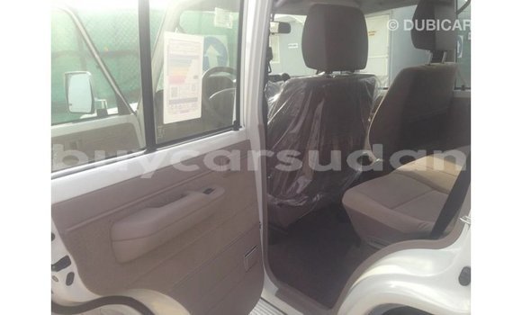 Buy Import Toyota Land Cruiser White Car in Import - Dubai in Al Jazirah State Buy Import Toyota Land Cruiser White Car in Import - Dubai in Al Jazirah State