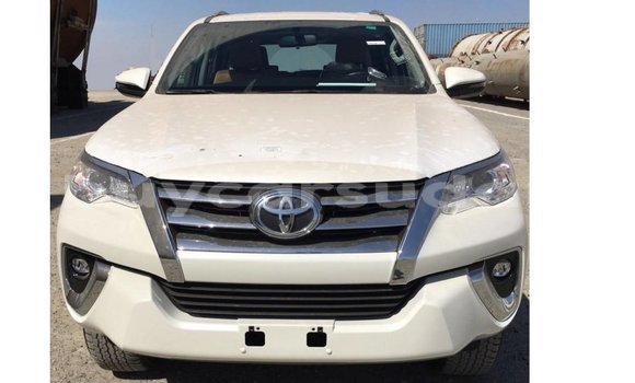 Buy Import Toyota Fortuner White Car in Import - Dubai in Al Jazirah State Buy Import Toyota Fortuner White Car in Import - Dubai in Al Jazirah State