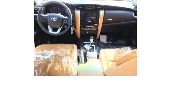 Buy Import Toyota Fortuner White Car in Import - Dubai in Al Jazirah State Buy Import Toyota Fortuner White Car in Import - Dubai in Al Jazirah State