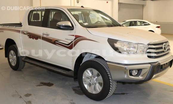 Buy Import Toyota Hilux White Car in Import - Dubai in Al Jazirah State Buy Import Toyota Hilux White Car in Import - Dubai in Al Jazirah State