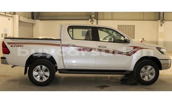 Buy Import Toyota Hilux White Car in Import - Dubai in Al Jazirah State Buy Import Toyota Hilux White Car in Import - Dubai in Al Jazirah State