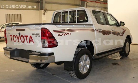 Buy Import Toyota Hilux White Car in Import - Dubai in Al Jazirah State Buy Import Toyota Hilux White Car in Import - Dubai in Al Jazirah State