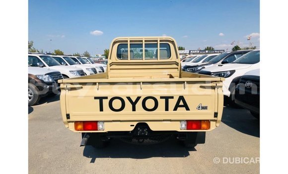 Buy Import Toyota Land Cruiser Beige Car in Import - Dubai in Al Jazirah State Buy Import Toyota Land Cruiser Beige Car in Import - Dubai in Al Jazirah State