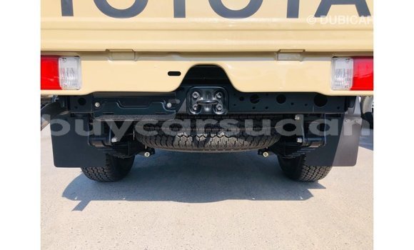 Buy Import Toyota Land Cruiser Beige Car in Import - Dubai in Al Jazirah State Buy Import Toyota Land Cruiser Beige Car in Import - Dubai in Al Jazirah State