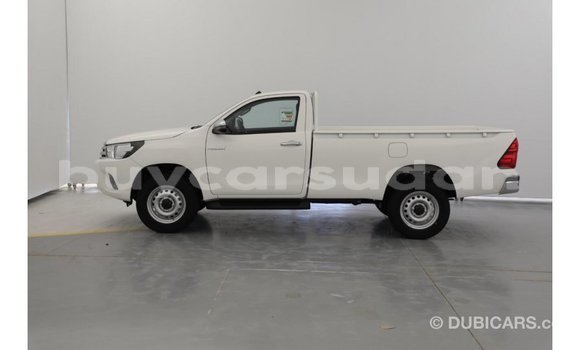 Buy Import Toyota Hilux White Car in Import - Dubai in Al Jazirah State Buy Import Toyota Hilux White Car in Import - Dubai in Al Jazirah State