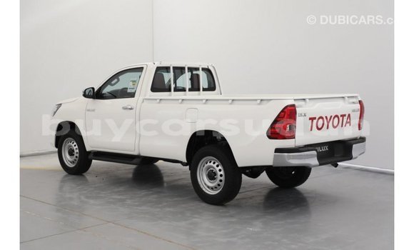 Buy Import Toyota Hilux White Car in Import - Dubai in Al Jazirah State Buy Import Toyota Hilux White Car in Import - Dubai in Al Jazirah State