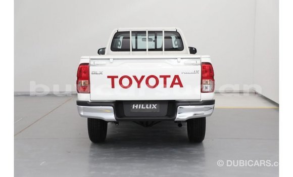 Buy Import Toyota Hilux White Car in Import - Dubai in Al Jazirah State Buy Import Toyota Hilux White Car in Import - Dubai in Al Jazirah State