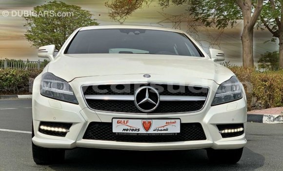 Buy Import Mercedes-Benz 190 White Car in Import - Dubai in Al Jazirah State Buy Import Mercedes-Benz 190 White Car in Import - Dubai in Al Jazirah State