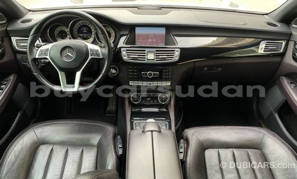 Buy Import Mercedes-Benz 190 White Car in Import - Dubai in Al Jazirah State Buy Import Mercedes-Benz 190 White Car in Import - Dubai in Al Jazirah State