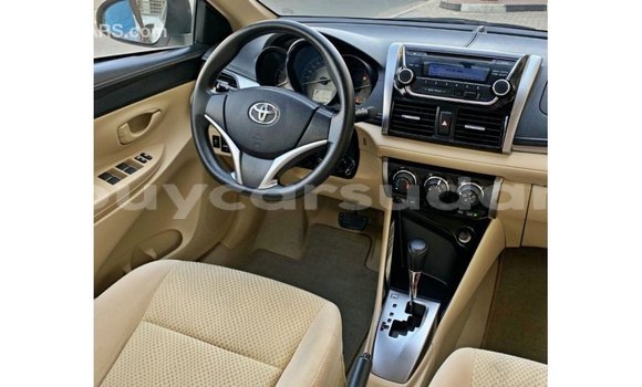Buy Import Toyota DA White Truck in Import - Dubai in Al Jazirah State Buy Import Toyota DA White Truck in Import - Dubai in Al Jazirah State