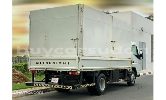 Buy Import Mitsubishi Carisma White Car in Import - Dubai in Al Jazirah State Buy Import Mitsubishi Carisma White Car in Import - Dubai in Al Jazirah State