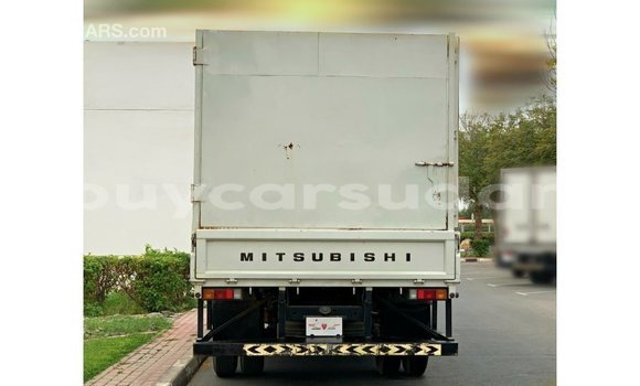Buy Import Mitsubishi Carisma White Car in Import - Dubai in Al Jazirah State Buy Import Mitsubishi Carisma White Car in Import - Dubai in Al Jazirah State