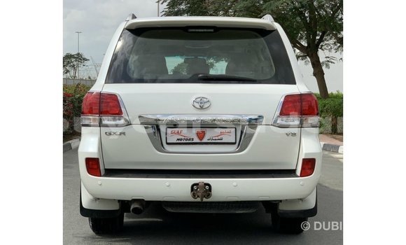 Buy Import Toyota Land Cruiser White Car in Import - Dubai in Al Jazirah State Buy Import Toyota Land Cruiser White Car in Import - Dubai in Al Jazirah State