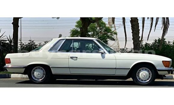 Buy Import Mercedes-Benz 190 White Car in Import - Dubai in Al Jazirah State Buy Import Mercedes-Benz 190 White Car in Import - Dubai in Al Jazirah State