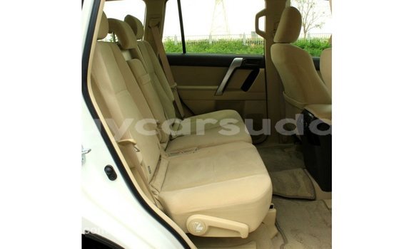 Buy Import Toyota Prado White Car in Import - Dubai in Al Jazirah State Buy Import Toyota Prado White Car in Import - Dubai in Al Jazirah State