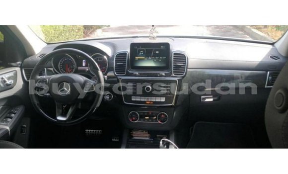 Buy Import Mercedes-Benz GLE White Car in Import - Dubai in Al Jazirah State Buy Import Mercedes-Benz GLE White Car in Import - Dubai in Al Jazirah State