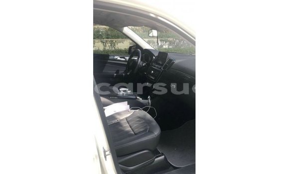 Buy Import Mercedes-Benz GLE White Car in Import - Dubai in Al Jazirah State Buy Import Mercedes-Benz GLE White Car in Import - Dubai in Al Jazirah State