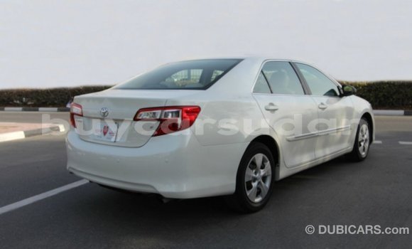 Buy Import Toyota Camry White Car in Import - Dubai in Al Jazirah State Buy Import Toyota Camry White Car in Import - Dubai in Al Jazirah State