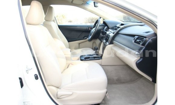 Buy Import Toyota Camry White Car in Import - Dubai in Al Jazirah State Buy Import Toyota Camry White Car in Import - Dubai in Al Jazirah State