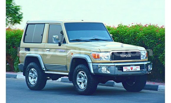 Buy Import Toyota Land Cruiser Beige Car in Import - Dubai in Al Jazirah State Buy Import Toyota Land Cruiser Beige Car in Import - Dubai in Al Jazirah State