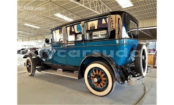 Acheter Import Voiture Buick Electra Bleu à Import - Dubai, État d'Al Jazirah Acheter Import Voiture Buick Electra Bleu à Import - Dubai, État d'Al Jazirah