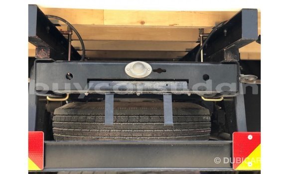 Buy Import Mitsubishi Carisma White Car in Import - Dubai in Al Jazirah State Buy Import Mitsubishi Carisma White Car in Import - Dubai in Al Jazirah State