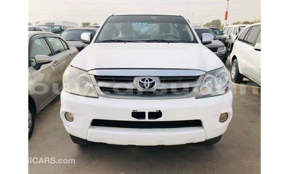 Buy Import Toyota Fortuner White Car in Import - Dubai in Al Jazirah State Buy Import Toyota Fortuner White Car in Import - Dubai in Al Jazirah State